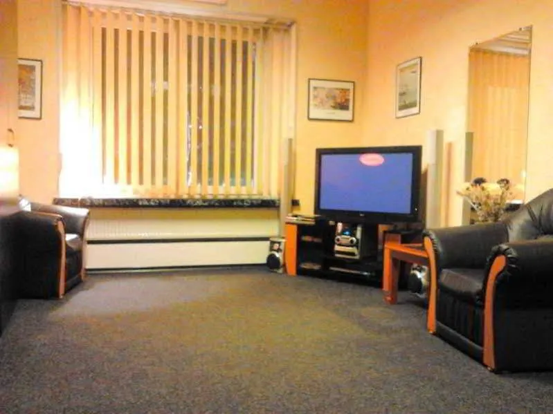 Rompromo Plus Accommodation Bucharest 0*,