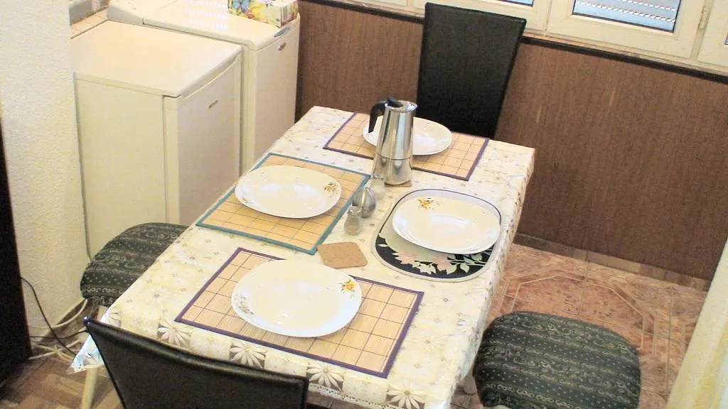 Rompromo Plus Accommodation Bucareste 0*,  Roménia